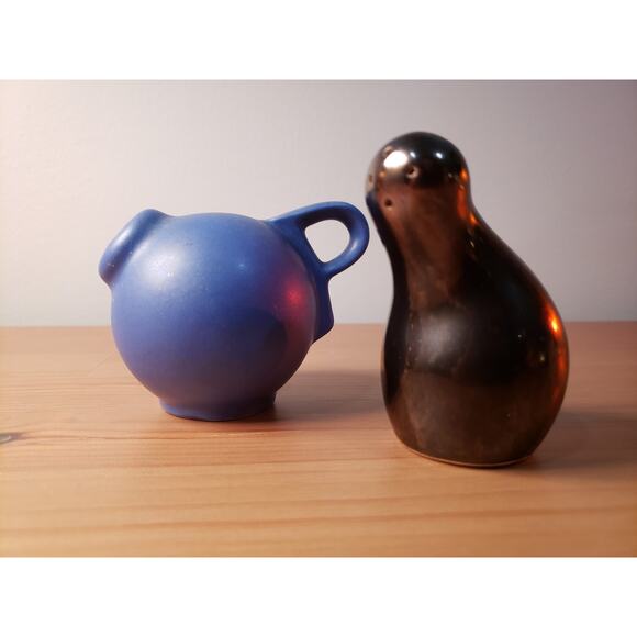 Vintage MCM Eva Zeisel Red Wing Town & Country Modernist SCHMOO S&P Shakers - Picture 2 of 5